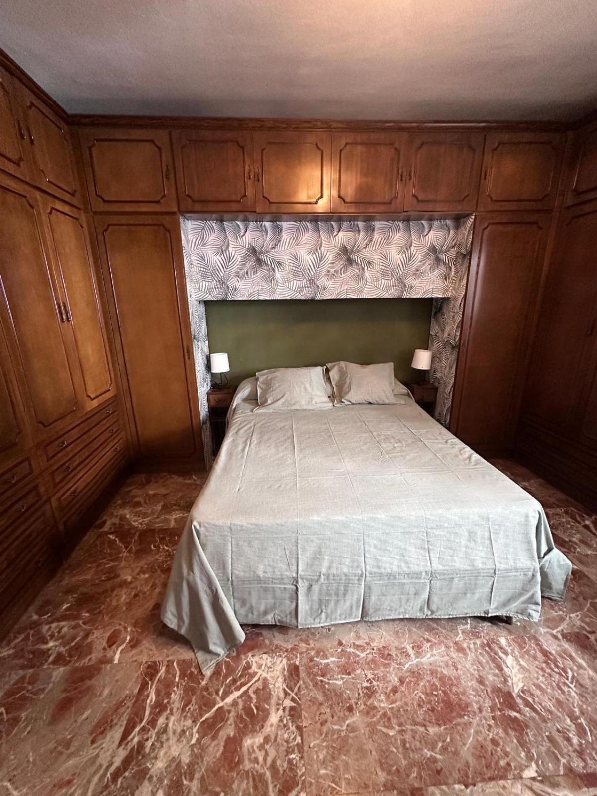 Amplio Apartamento Plaza Nueva Sevilla Eksteriør bilde