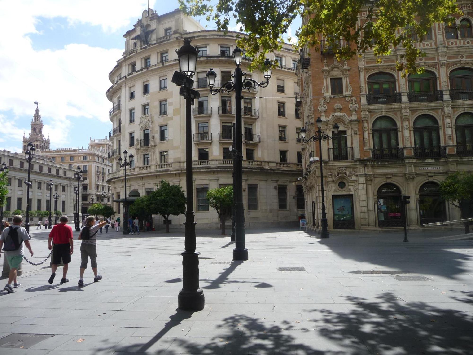 Amplio Apartamento Plaza Nueva Sevilla Eksteriør bilde