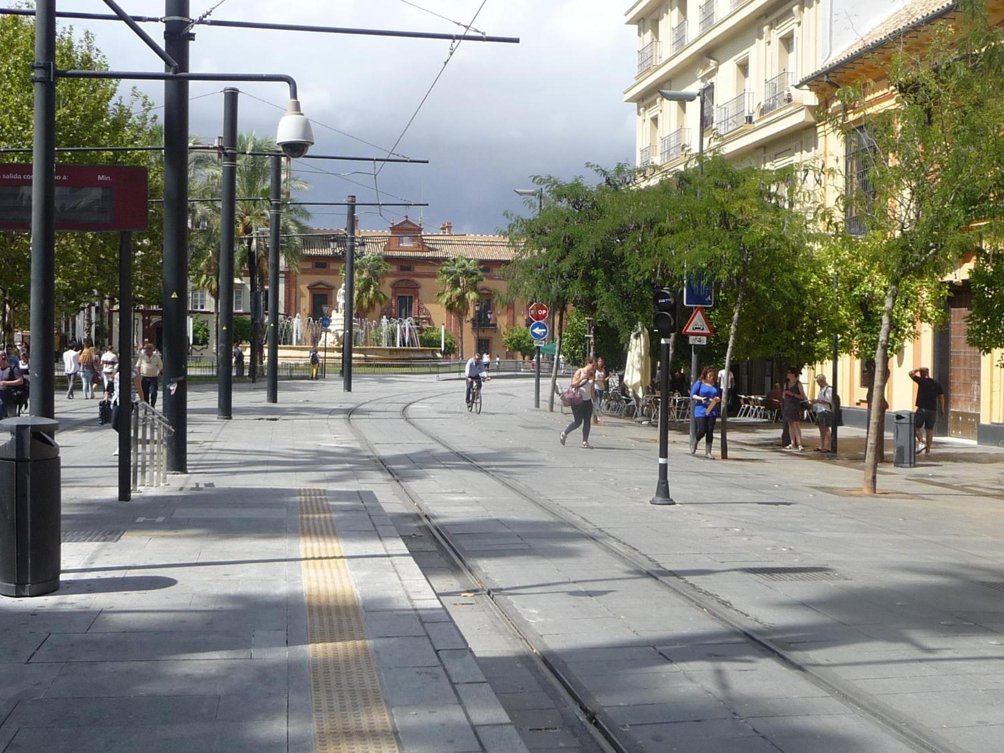 Amplio Apartamento Plaza Nueva Sevilla Eksteriør bilde